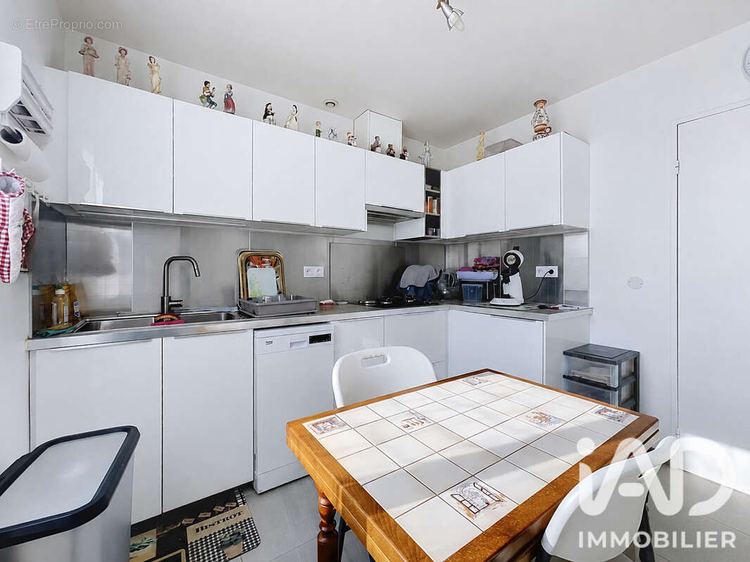 Maison 100 m² à Sergines  - photo 4