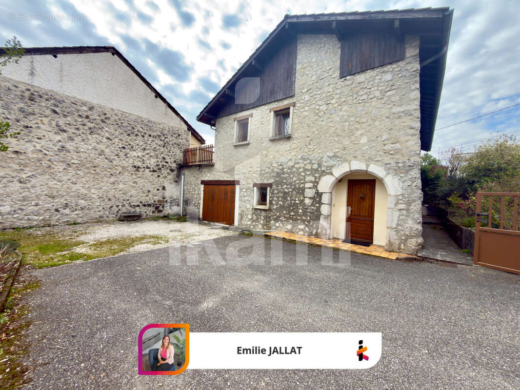Maison à BERNIN