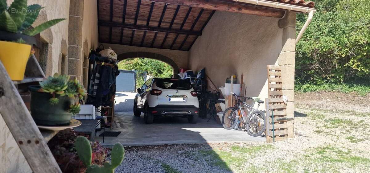 Maison à LUC-EN-DIOIS