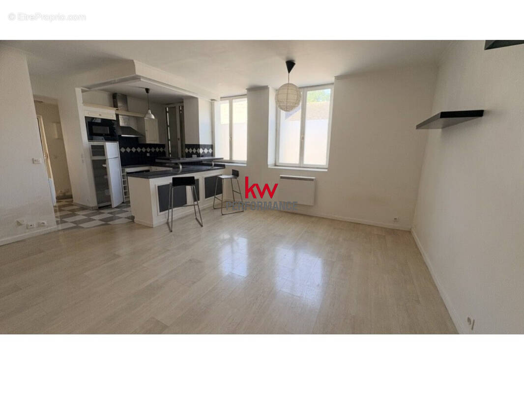 Appartement à MERY-SUR-OISE