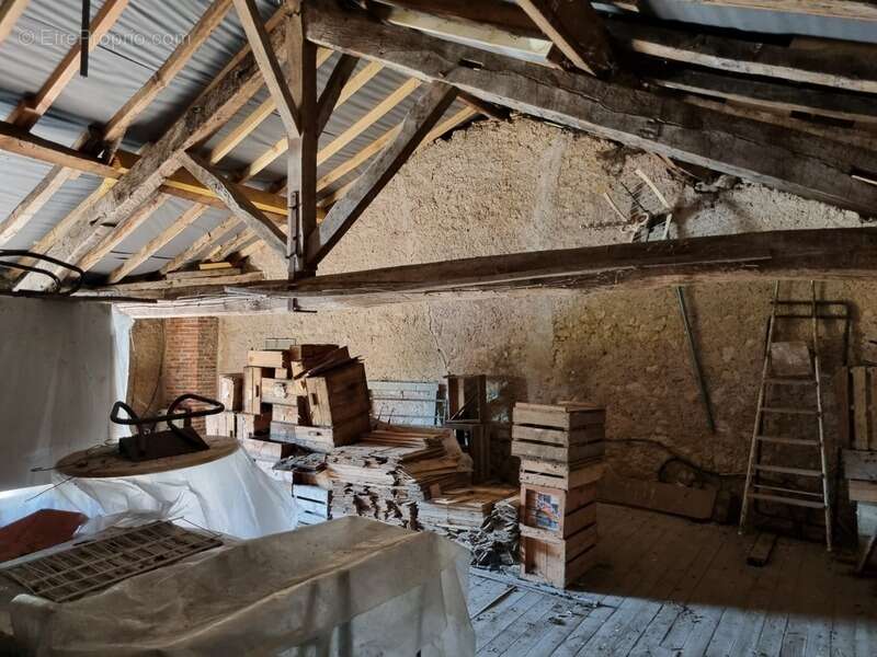 Maison à MONTMORILLON