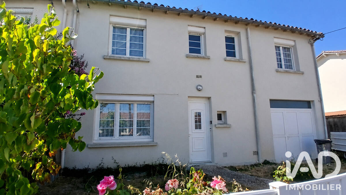 Photo 1 - Maison à LA ROCHE-SUR-YON
