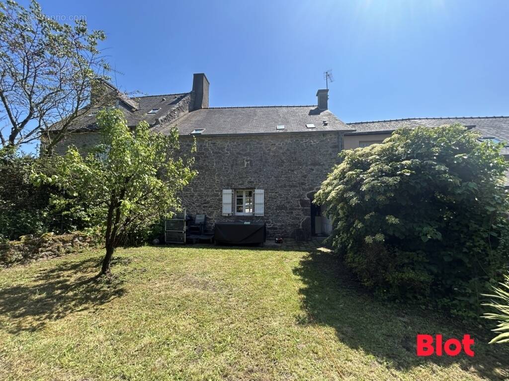 Maison à SAINT-COULOMB