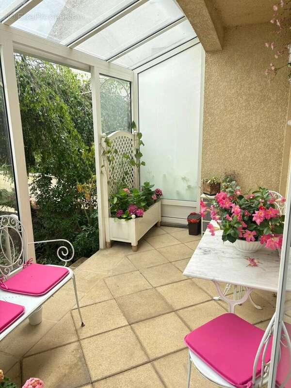 Maison à VIGNEUX-SUR-SEINE