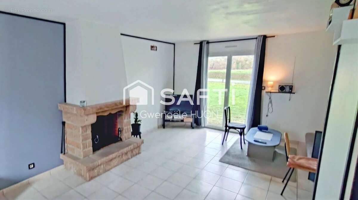 Photo 2 - Maison à CRACH