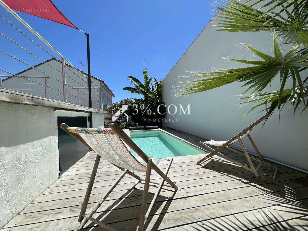 Maison à SAINT-GEORGES-DE-DIDONNE