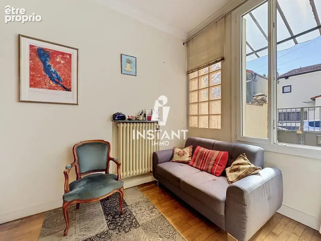 Maison de plain-pied avec jardin et sous-sol - Quartier des Fl - photo 3