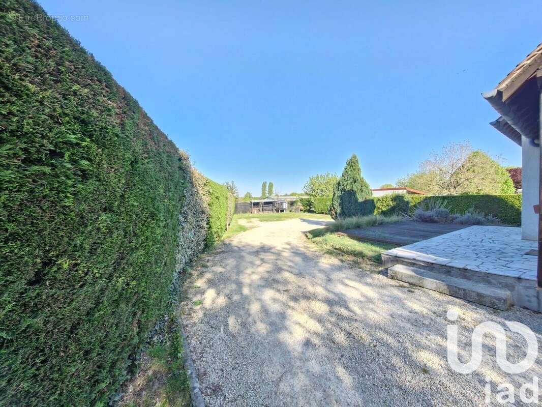 Photo 4 - Maison à LES BORDES