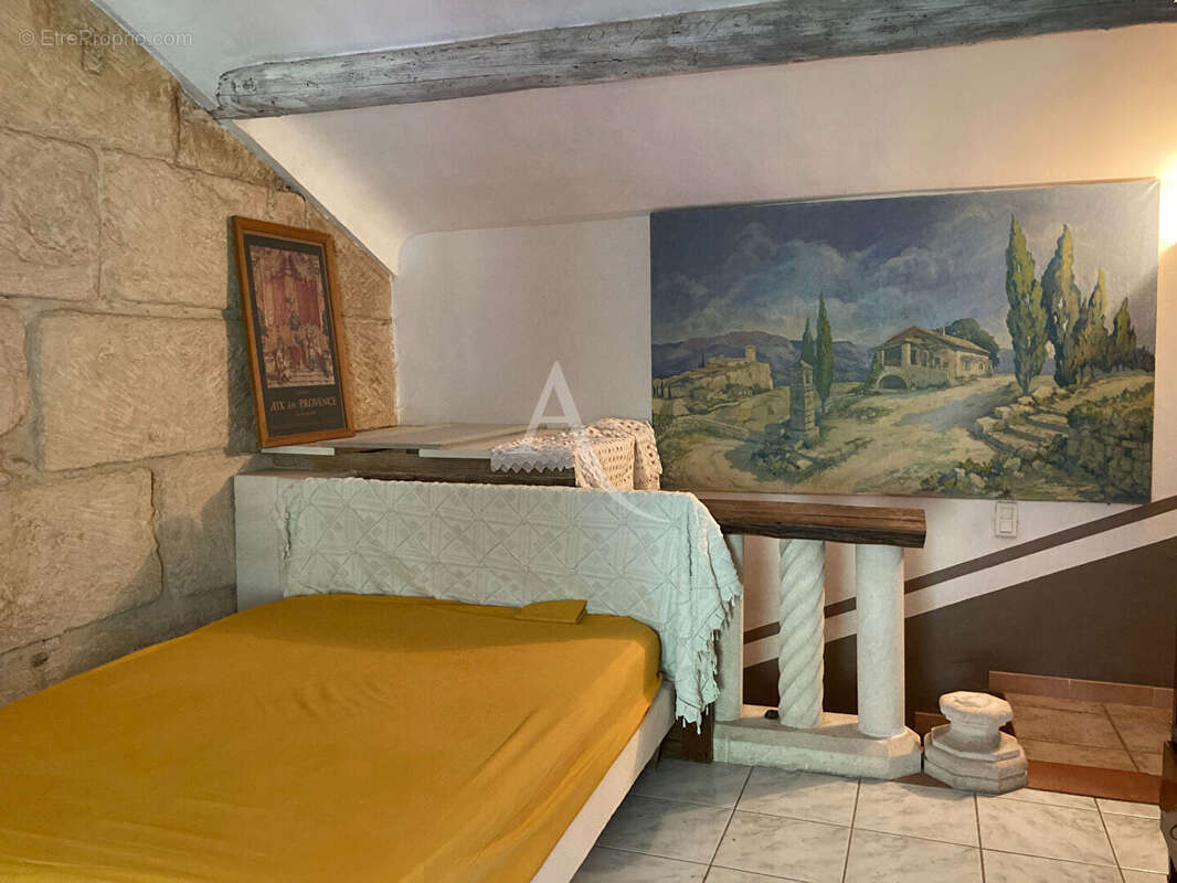 Maison à MALLEMORT