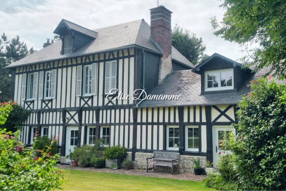 Maison à SAINT-JOUIN-BRUNEVAL