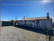 Maison à SALLERTAINE