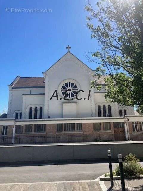 Appartement à LA GARENNE-COLOMBES