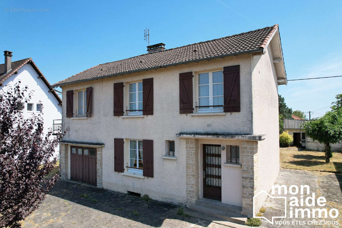 Maison 102 m² à Thiviers  - photo 2