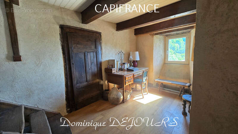 ALBON-D'ARDECHE (07) - Maison en pierres dans un hameau retiré, calme et paisible - 176m² habitable - grange à rénover - terrain - photo 30