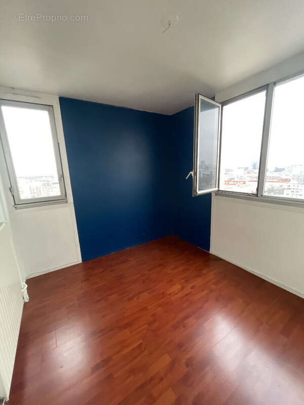 Appartement à PARIS-19E