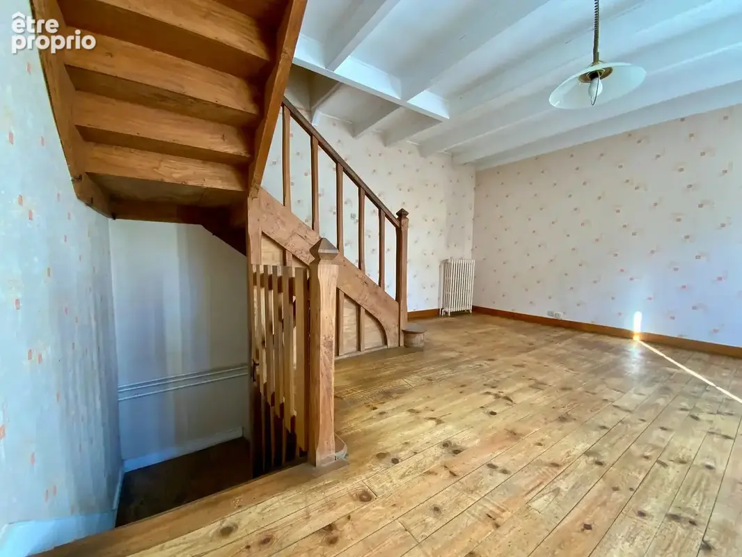 Maison dans Jonzac avec garage et jardin - photo 8