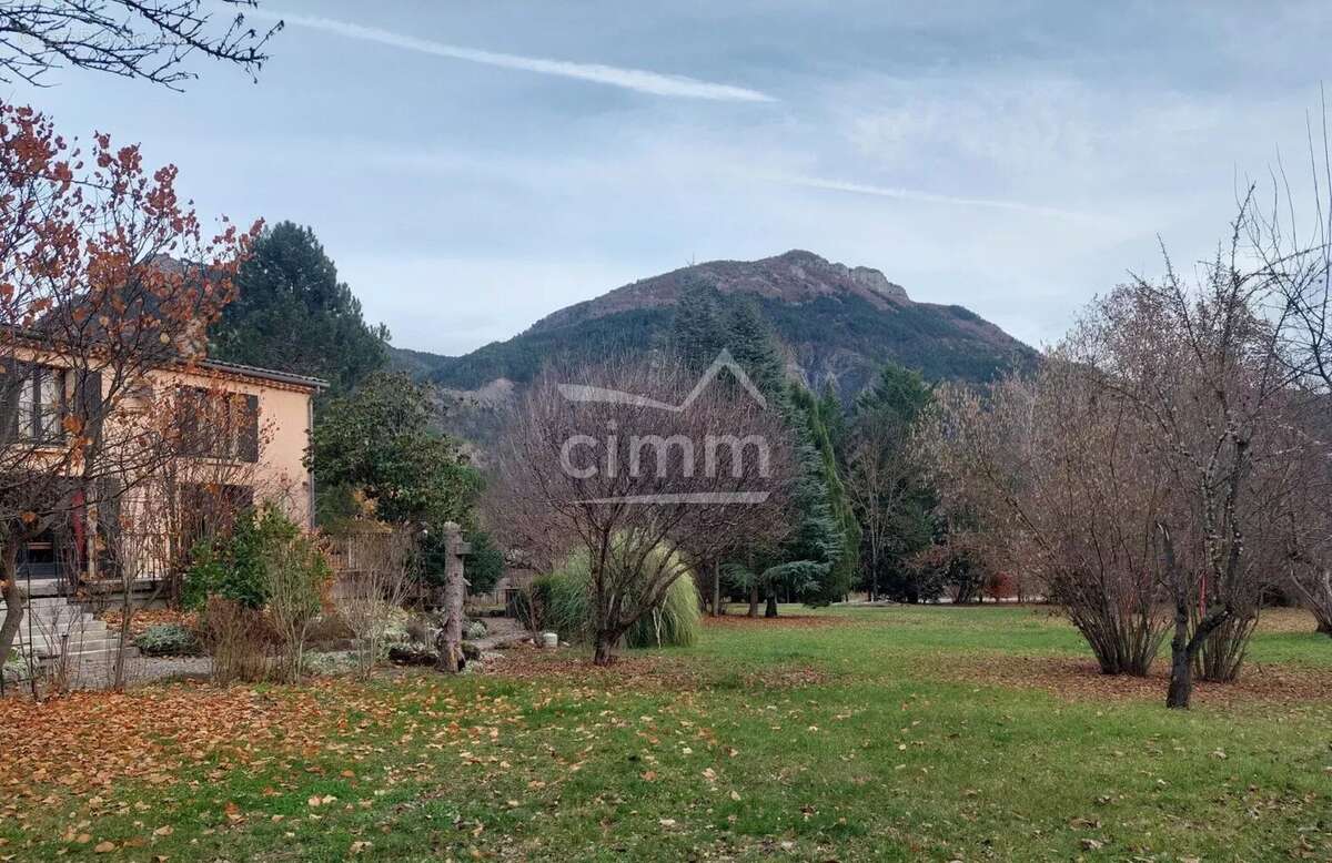 Maison à LA MOTTE-DU-CAIRE