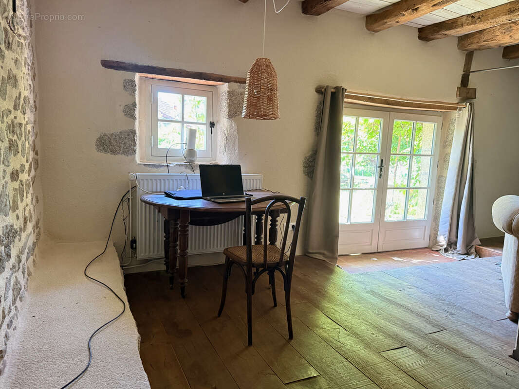 Maison à CHARENSAT