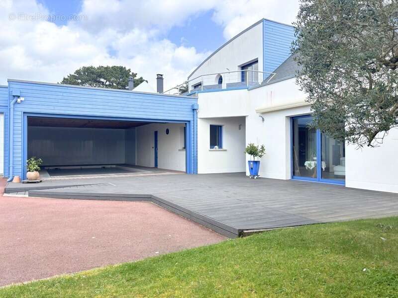 Maison à LA TURBALLE