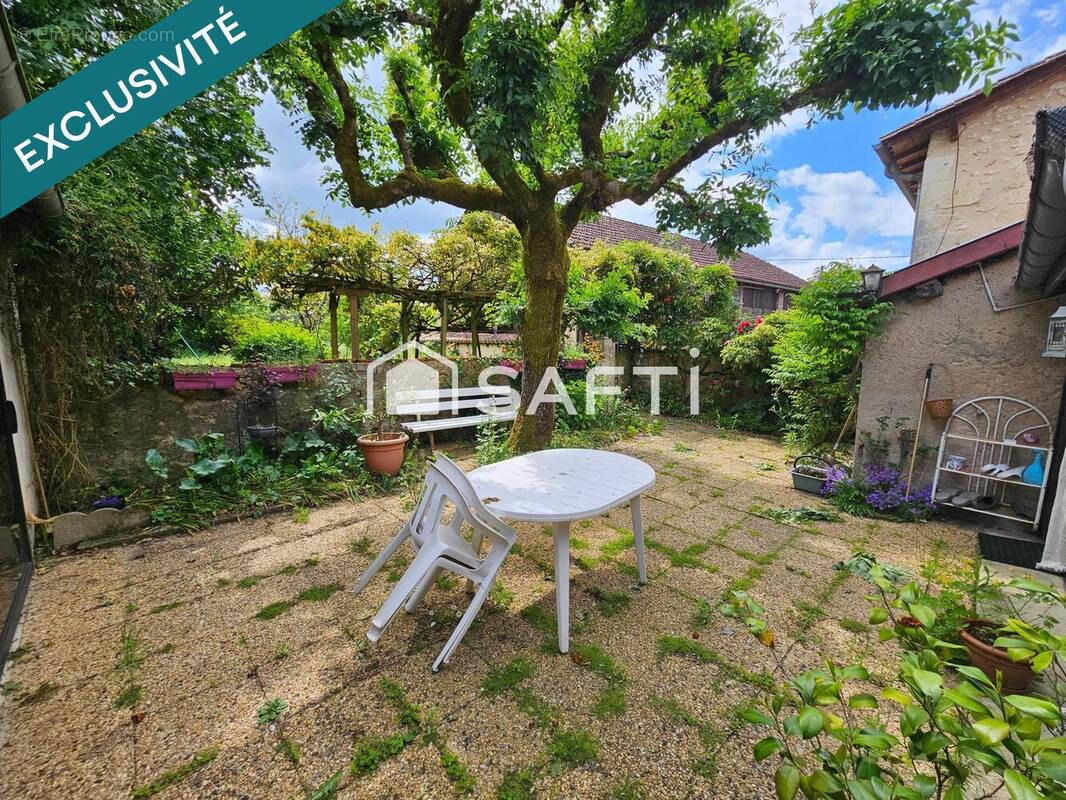 Photo 1 - Maison à SAINT-LEON-SUR-L&#039;ISLE