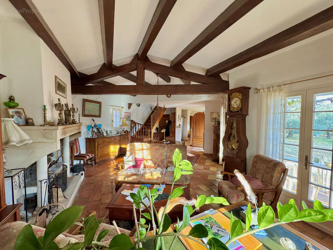 Maison à VAISON-LA-ROMAINE