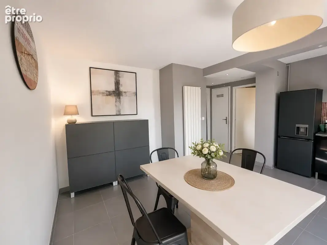 Grand charran   t2 rénové de 46 m2   vendu meublé et loué - photo 3