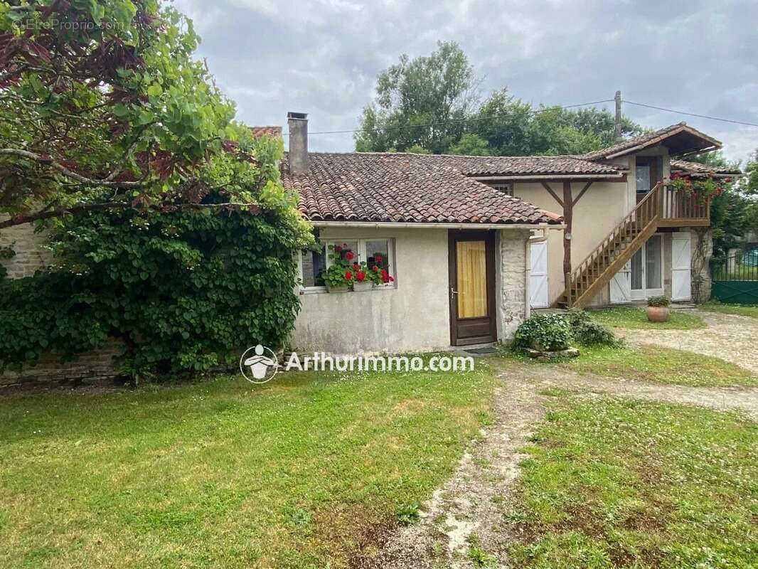 Maison à VILLEFOLLET