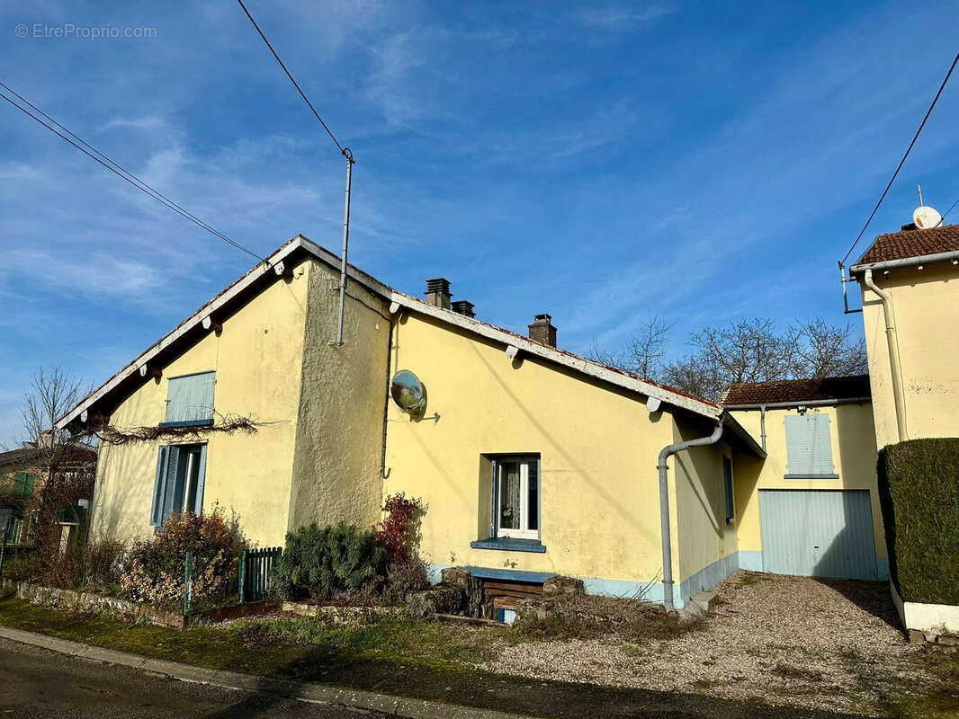 Maison à ORMOY