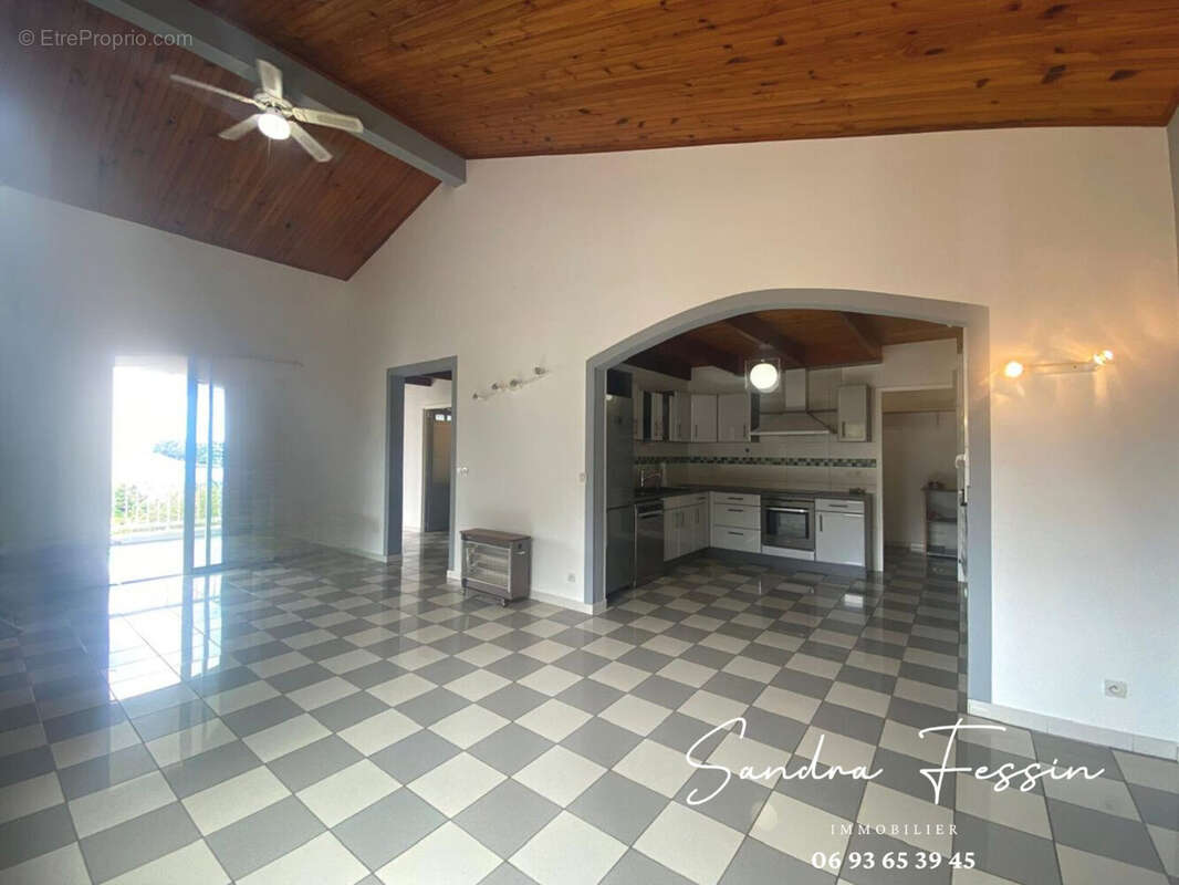 séjour - Maison à ENTRE-DEUX