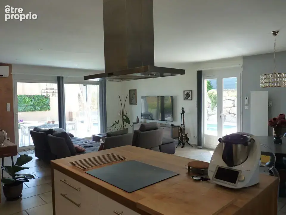 Maison 7 pièces 170 m² à vendre à Sainte-Tulle (04220) - photo 6