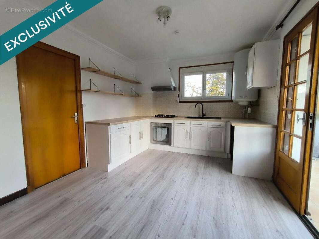 Maison 97 m² à Plouguiel  - photo 2