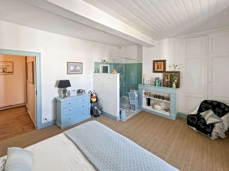 Maison à VALENCE-SUR-BAISE