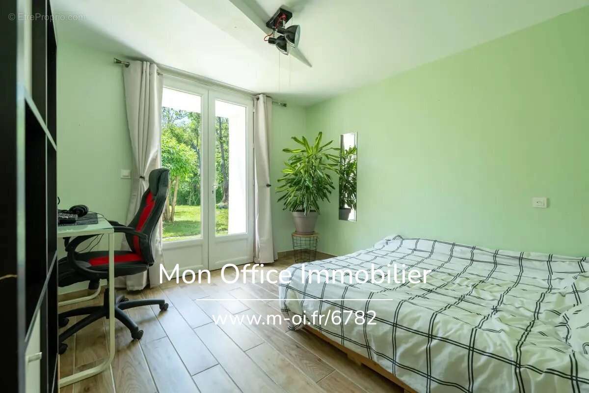 Référence : 6782-MBE. - Maison Type 5 de 165m² avec Jardin - photo 9