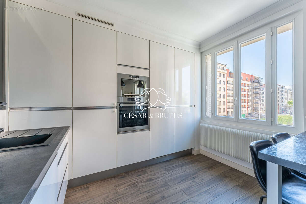 Appartement 76 m² à Lyon-3e  - photo 6