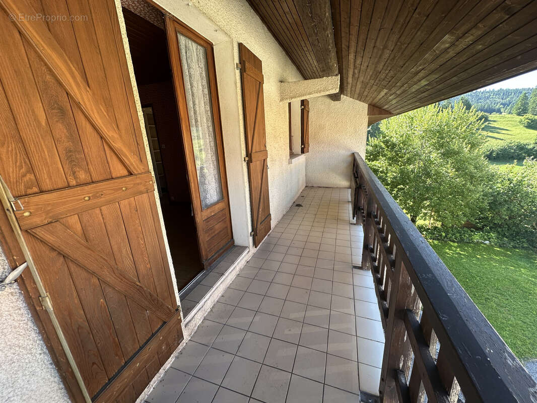 Appartement à GELLIN