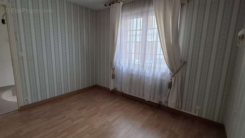 Maison à SAINT-QUENTIN