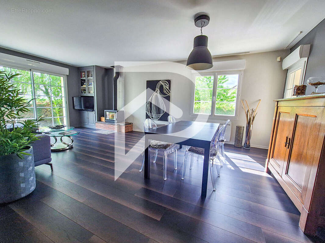 Maison à BOISSETTES