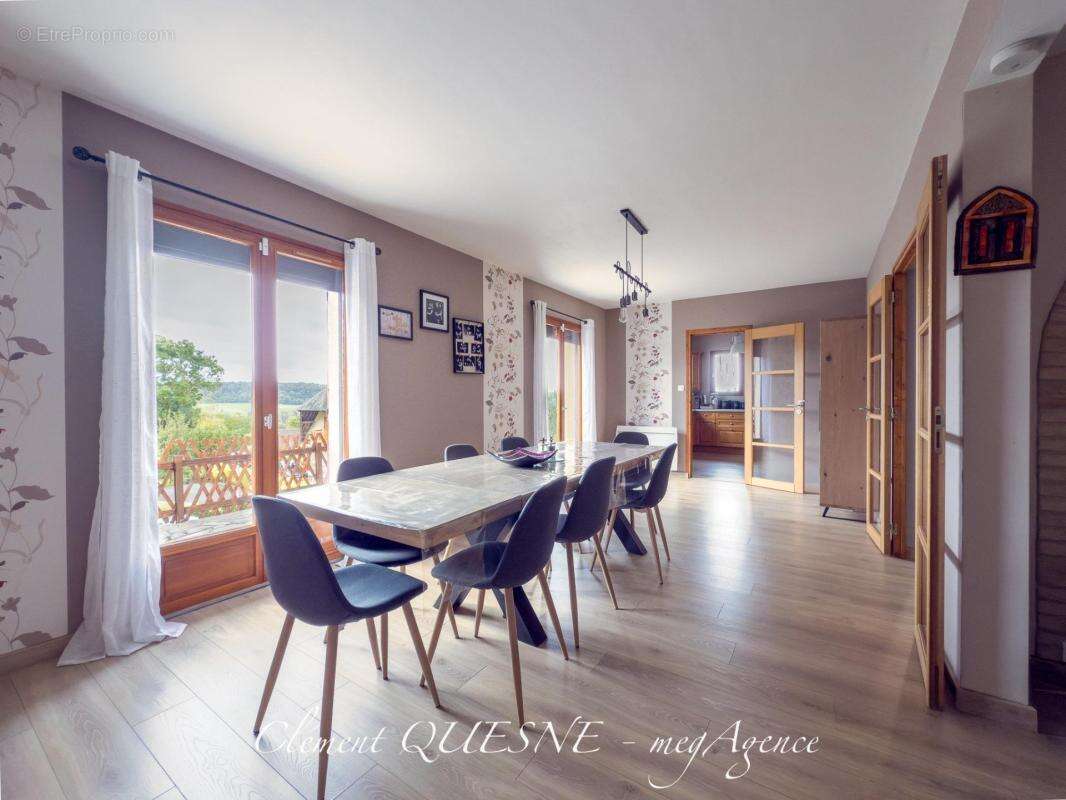 Maison à ENVERMEU
