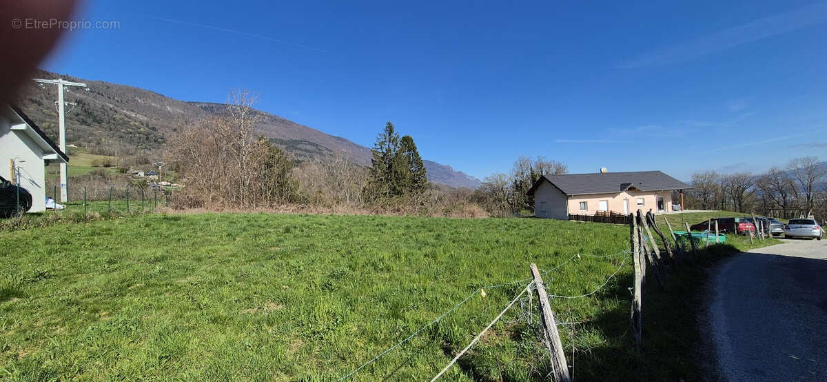 Terrain à LA MOTTE-SERVOLEX