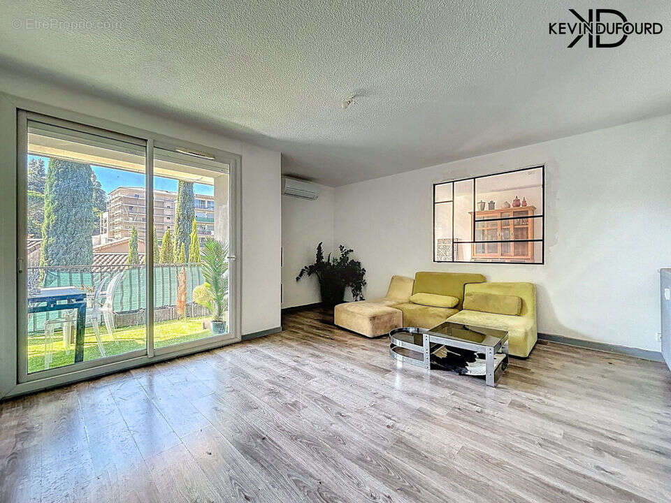 Appartement à AUBENAS