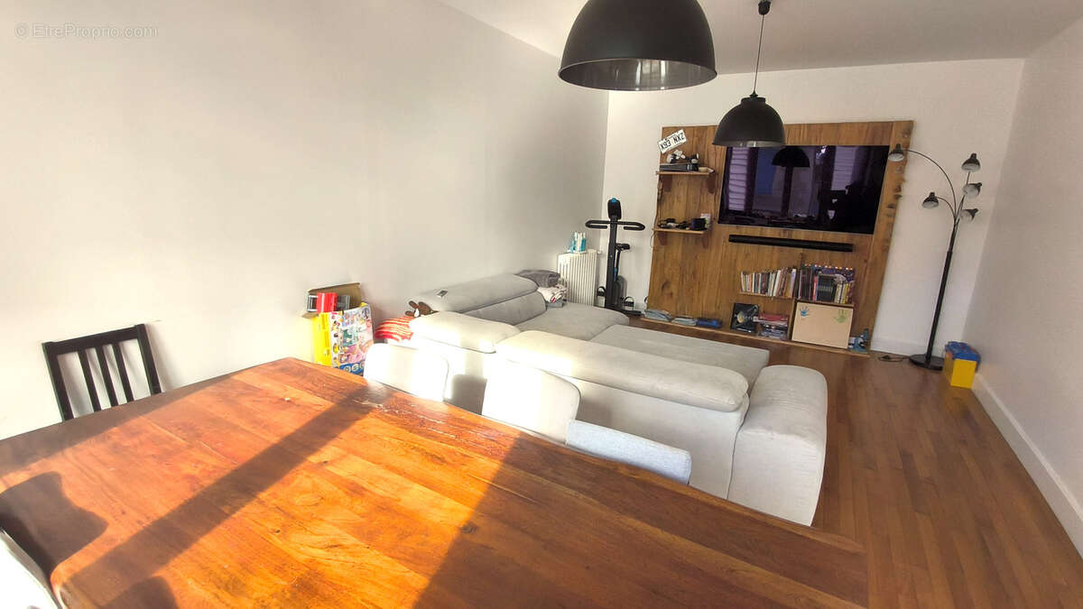 Maison à LA CROISILLE-SUR-BRIANCE