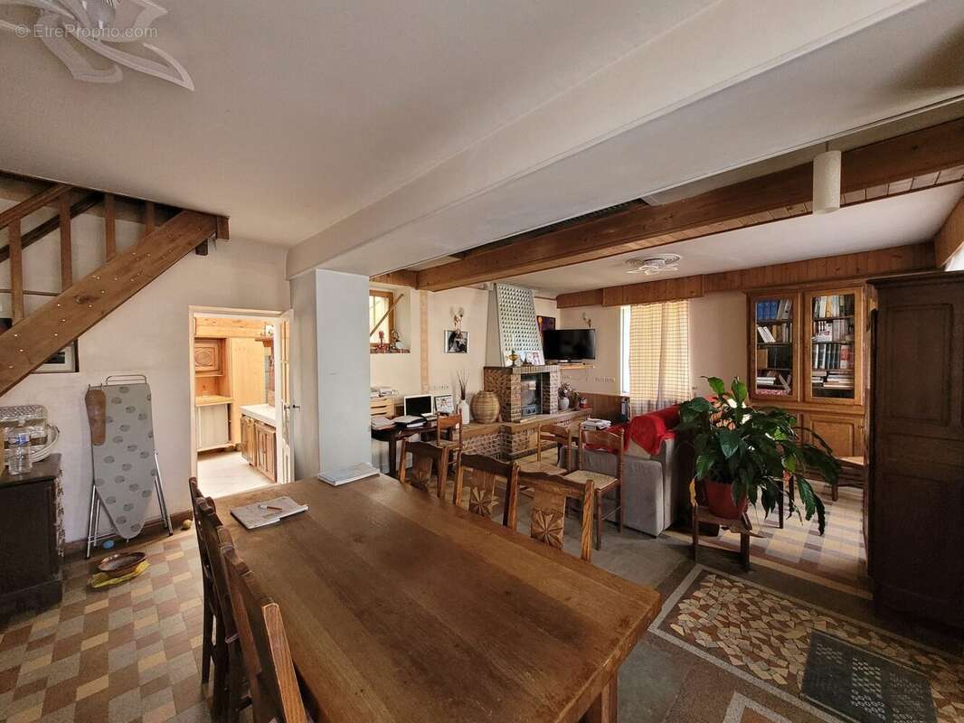 Maison à SAINT-MAURICE-SUR-HUISNE