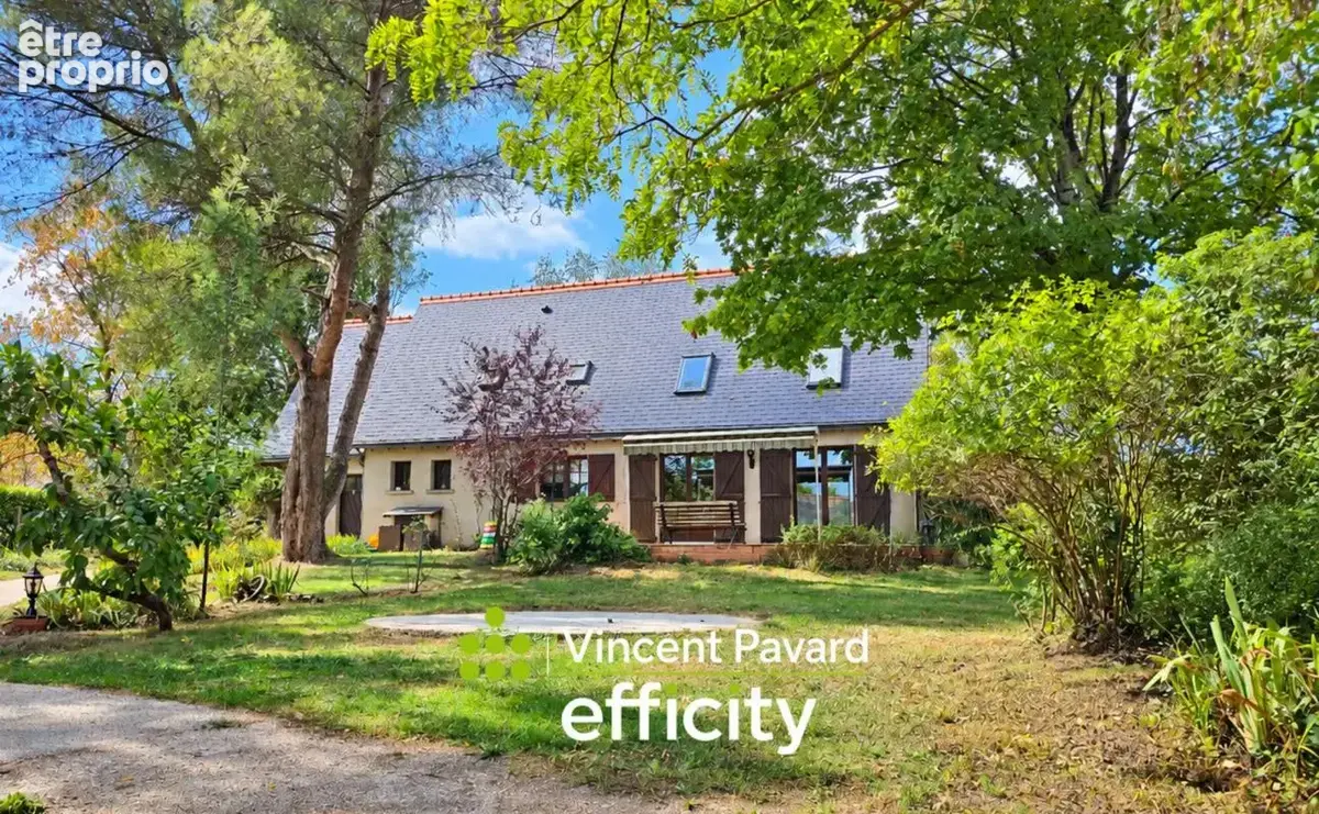Maison à PARCAY-MESLAY
