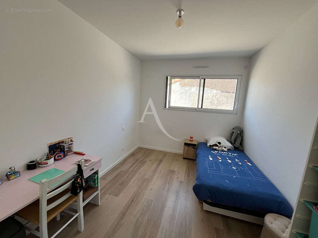 Maison contemporaine Les Achards - 4 chambres - photo 8