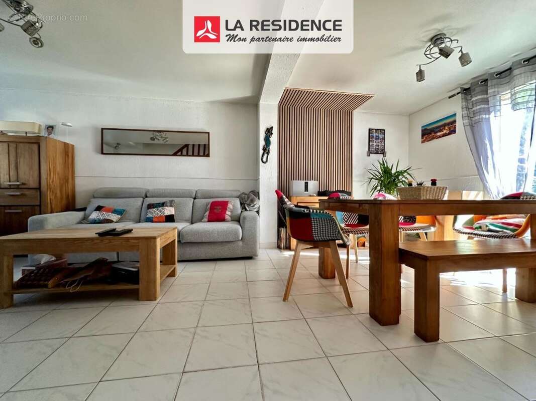 Maison à MERY-SUR-OISE