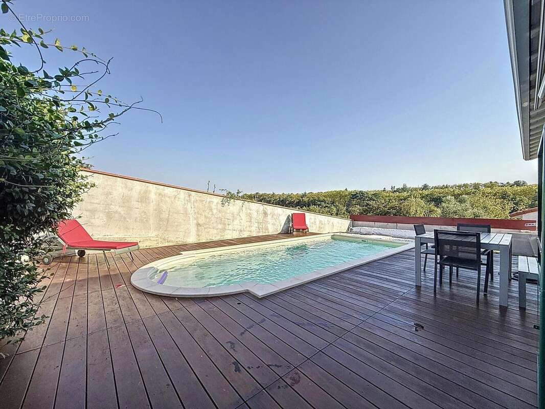 Photo 8 - Maison à RAMONVILLE-SAINT-AGNE