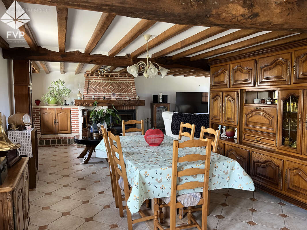 Maison à OCQUEVILLE