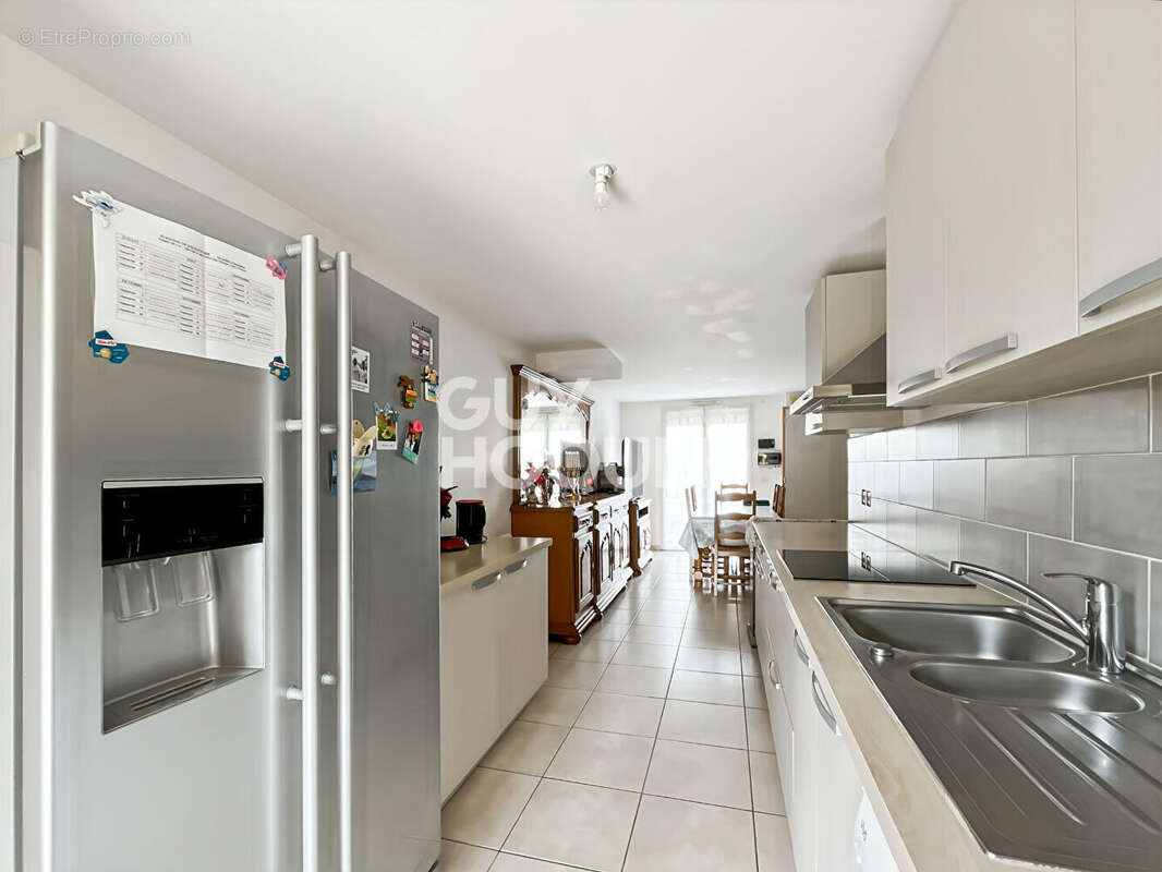 Maison à FONTENAY-TRESIGNY