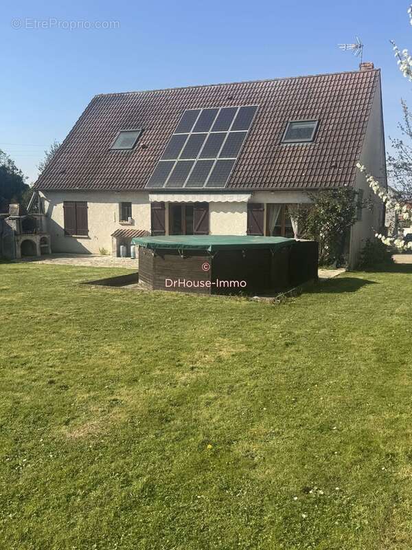 Maison à NANTEUIL-LES-MEAUX