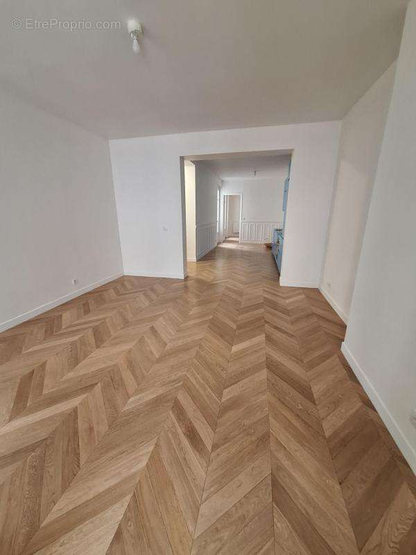 Appartement à PARIS-6E